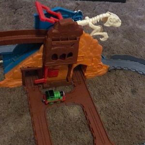 Foldable Thomas the Train Dinosaur Track